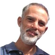 Profesor de apoyo escolar para estudiantes de la enseñanza secundaria (ESO) u otras enseñanzas donde se imparta biología